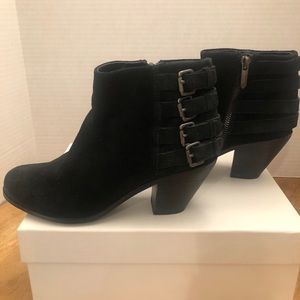 Sam Edelman Lucca Black Suede Ankle Boot Size 7